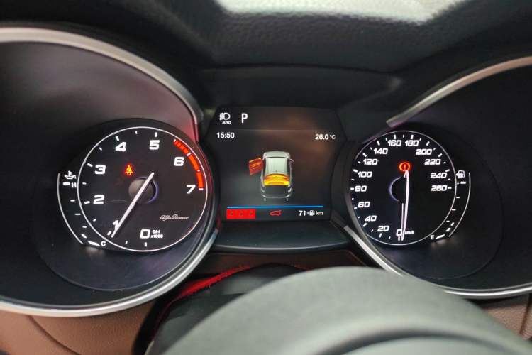 Used Alfa Romeo Stelvio 2017 2.0T 200HP Luxury Edition