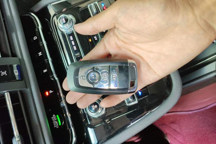 Used Lincoln Corsair 2022 Revised Version 2.0T Two-Wheel Drive Luxury Edition
