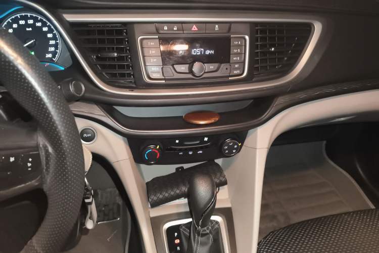 Used Buick GT 2017 15N Automatic Elite Version
