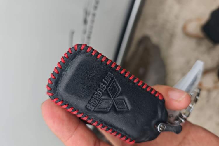 Used Mitsubishi Outlander 2019 2.0L Two-Wheel Drive Comfort Edition 5 Seats China VI Standard