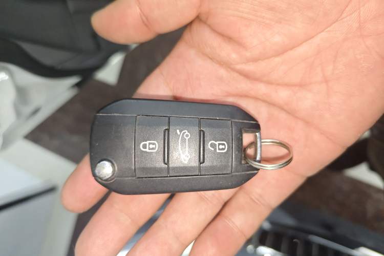 Used Peugeot 508 2015 1.6THP Automatic Zhiiyi Edition Vehicle Key