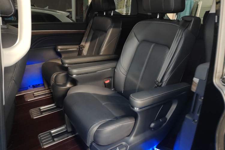 Used GAC Trumpchi M8 2021 Lingxiu Series 390T Deluxe Edition