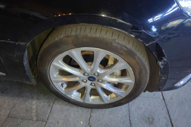 Used Ford Taurus 2017 EcoBoost 325 V6 Flagship Model
