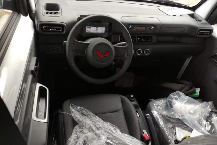 Used Wuling Zhiguang New Energy 2025 Standard Model