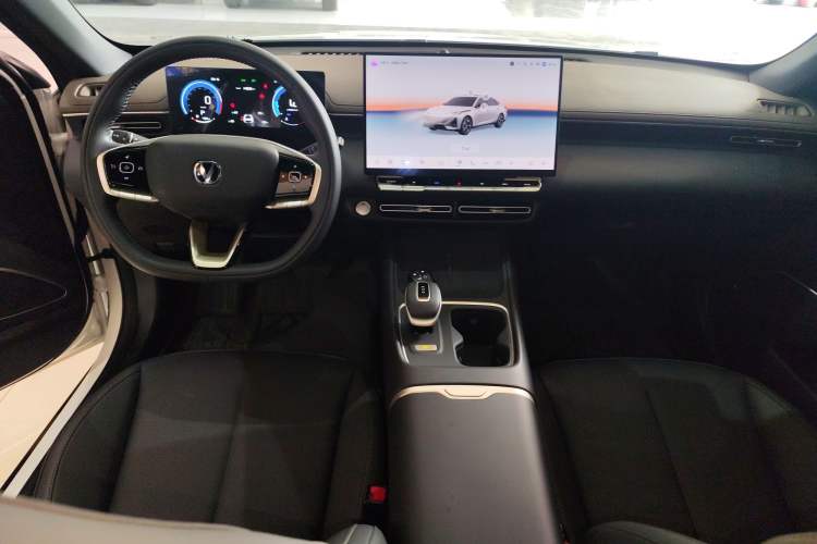 Used CHANGAN Eado 2026 Model, Fourth Generation, 1.5T 500Bar Dynamic Enjoyment Edition
