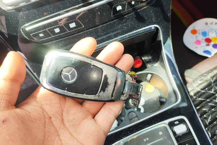 Used Mercedes-Benz GLC 2020 GLC 260 L 4MATIC Dynamic Model Vehicle Key