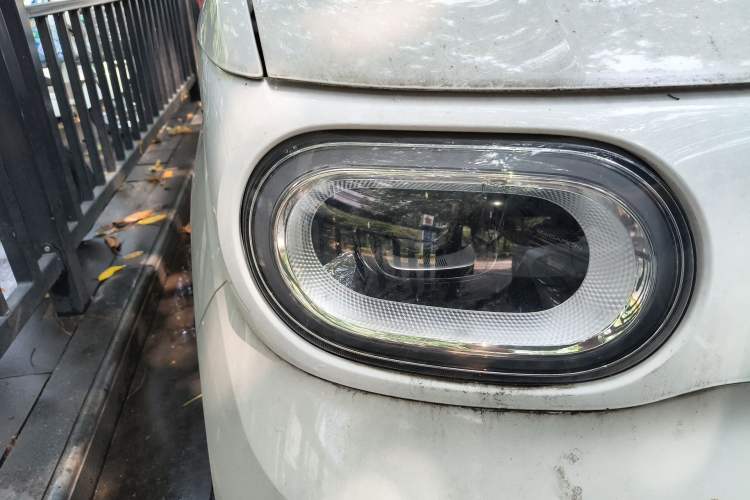 Used Wuling Hongguang MINIEV 2024 3rd Generation 215km Youth Edition Right Front Headlight