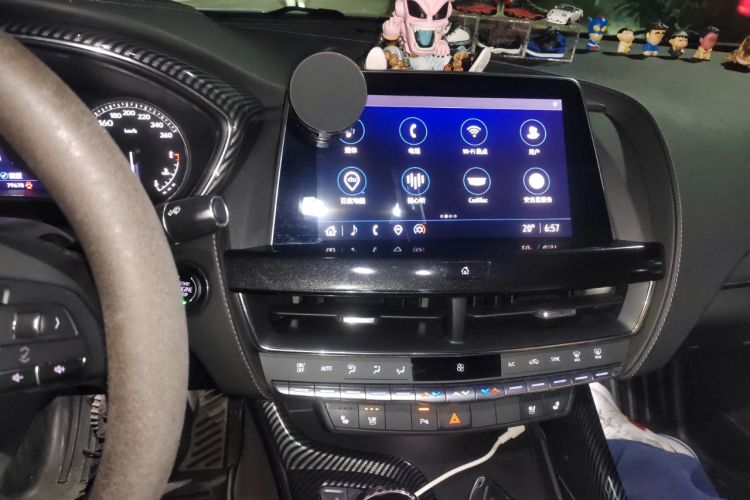 Used Cadillac CT5 2022 28T Luxury Edition Audio And AC Panel