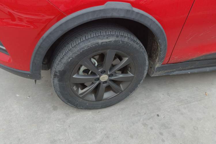 Used BYD Yuan New Energy 2018 EV360 Smart Connect Cool Edition Exterior 3