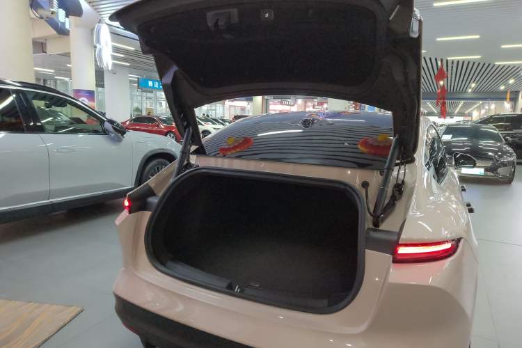 Used Nio ET5 2022 75 kWh
