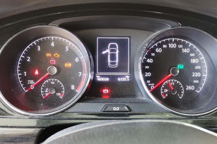 Used Volkswagen Lamando 2015 280TSI DSG Comfort Edition Instrument Cluster