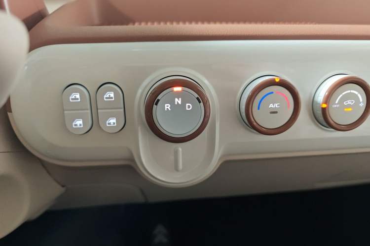 Used Bestune Pony 2026 222km Colorful Horse
