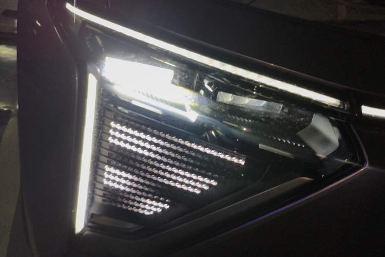 Used HiPhi Y 2023 560 km Pioneer Edition