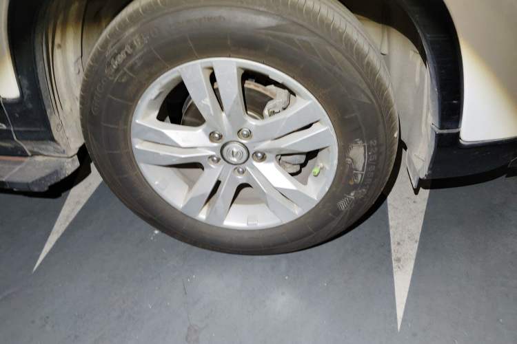 Used Changan CS75 2016 2.0L Manual Luxury Version China V Standard
