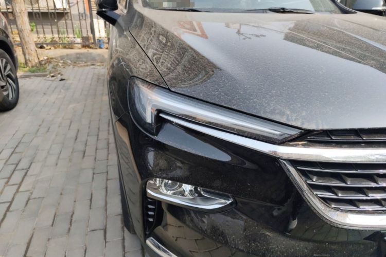 Used Buick Enclave 2020 28T Two-Wheel Drive Zhanqi Version Right Front Headlight