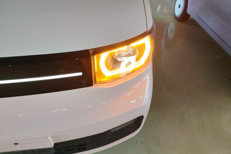 Used Wuling Hongguang MINIEV 2022 Macaron Premium Model – Lithium Iron Phosphate