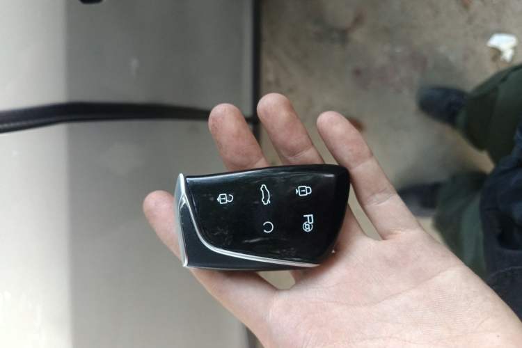 Used Dongfeng Aeolus L7 New Energy 2024 205 Pro Vehicle Key