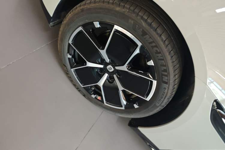 Used Xiaomi Auto SU7 2024 Rear-Drive Ultra-Long Range Advanced Pro-Level Intelligent Driving Version
