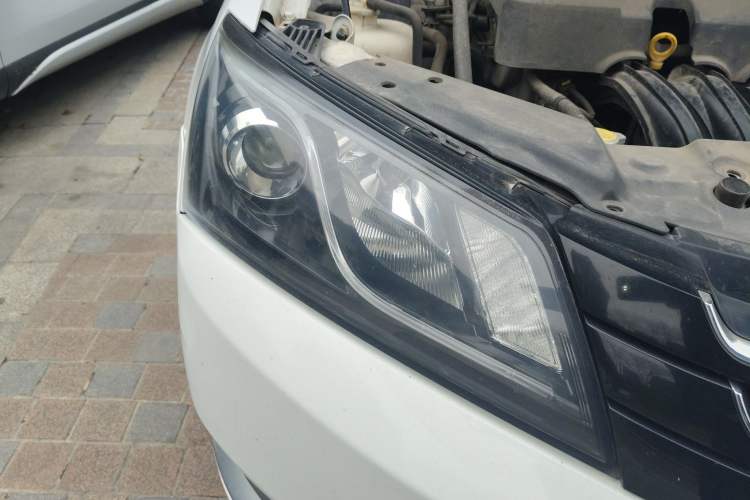 Used Geely Auto Emgrand 2014 Sedan 1.5L Manual Elite Model
