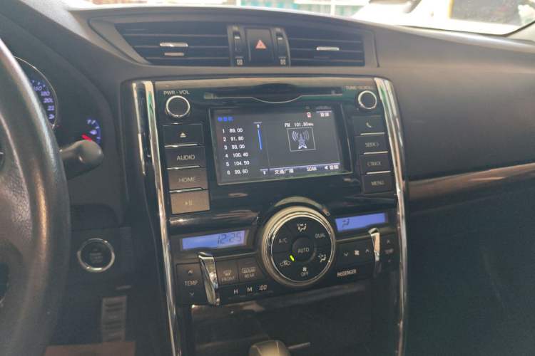 Used Toyota Reiz 2013 2.5V Supreme Edition