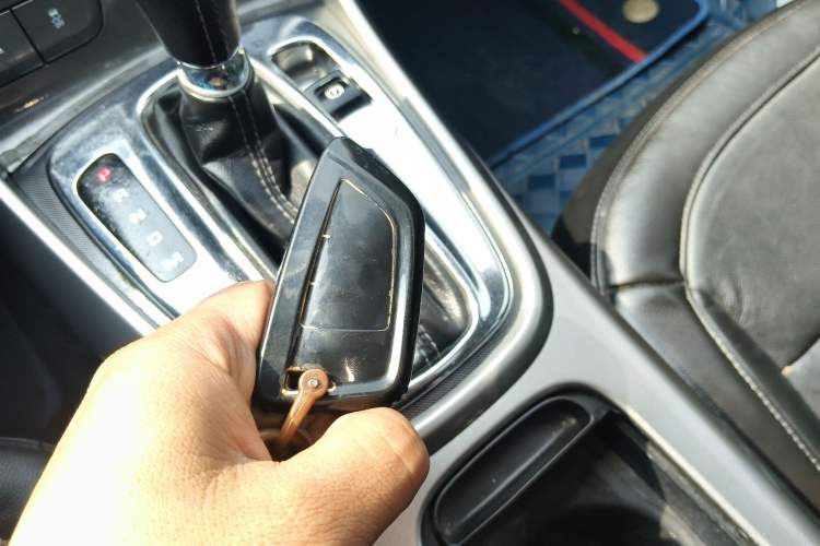 Used Chevrolet Malibu 2012 2.4L Automatic Flagship Edition Vehicle Key