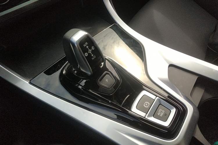 Used Lynk & Co 01 2019 2.0T Two-Wheel-Drive Pro Version China VI Standard