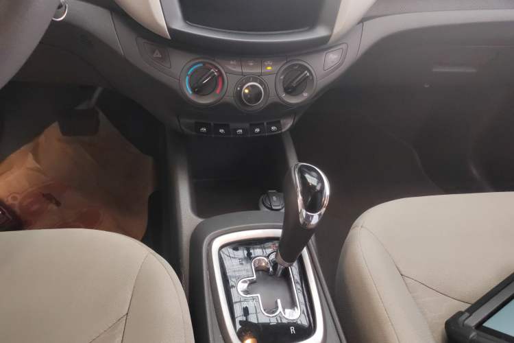 Used Chevrolet Sail 2015 Sail 3 1.3L AMT Ideal Edition
