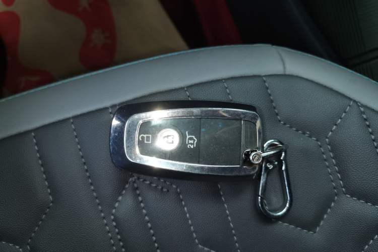 Used Ford Edge 2023 Ford Explorer L 2.0T EcoBoost Two-Wheel Drive 7-Seater Luxury Model
