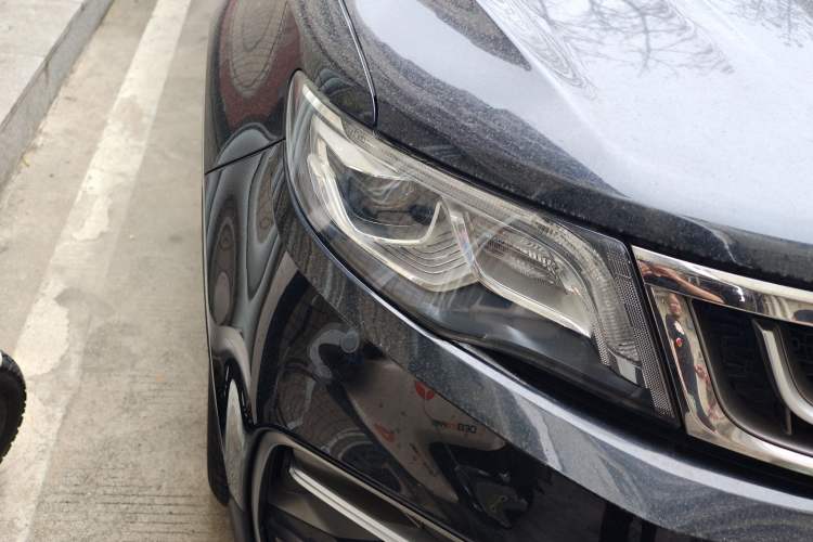 Used Geely Auto Emgrand X7 Sport 2018 Revised Version 1.8TD Automatic Two-Wheel Drive Smart Connectivity 4G-Enabled Edition