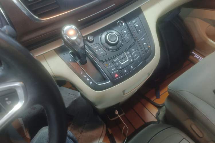 Used Buick GL8 2017 25S Prestige Version China V Standard
