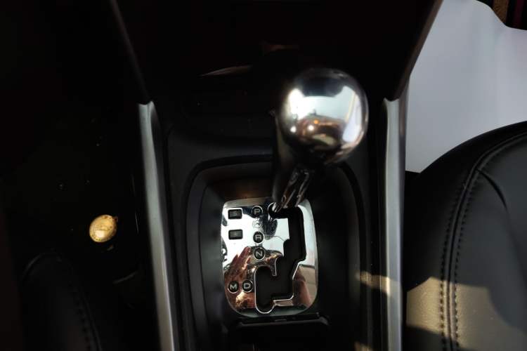 Used Peugeot 2008 2014 1.6L Automatic Fashion Edition