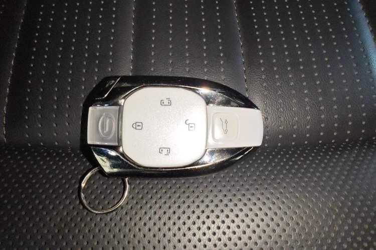 Used GAC Trumpchi M8 2023 Zongshi Series Dual-Motor Supreme Edition
