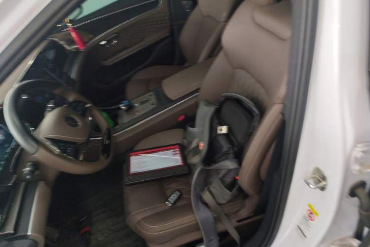 Used BYD Han 2023 DM-i Champion Edition 121KM Prestige Model Left Front Seat