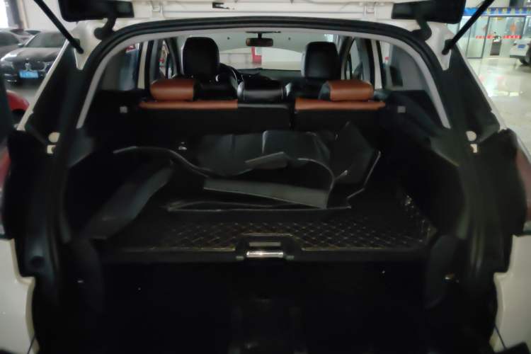 Used Peugeot 3008 2016 2.0L Automatic Classic Edition
