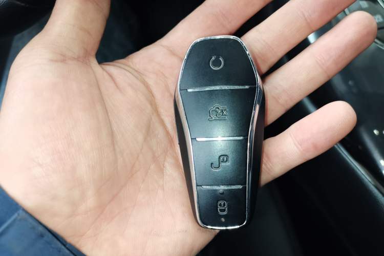 Used BYD e2 2024 Honor Edition Luxury Model Vehicle Key