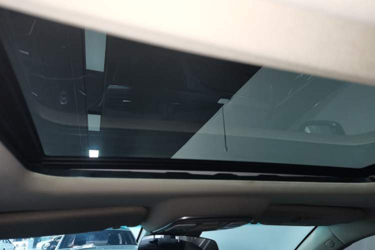 Used Geely Auto Emgrand GL 2019 1.4T CVT Elite Smart Edition Headliner