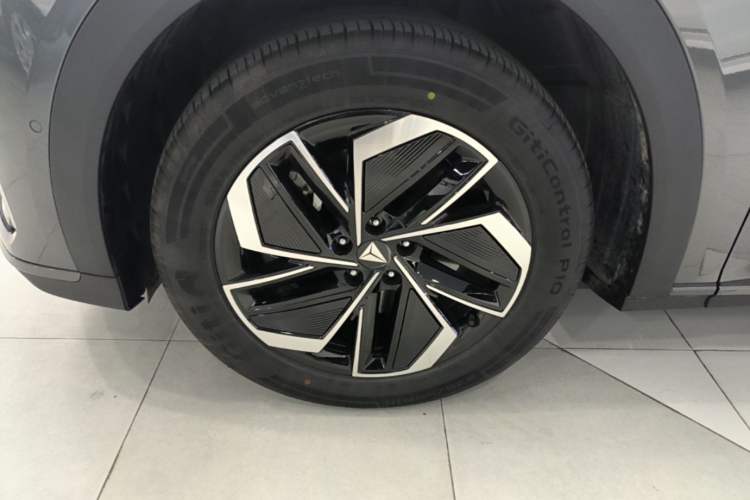 Used Deepal S07 2026 230Ultra with Huawei Qiankun ADS SE Edition