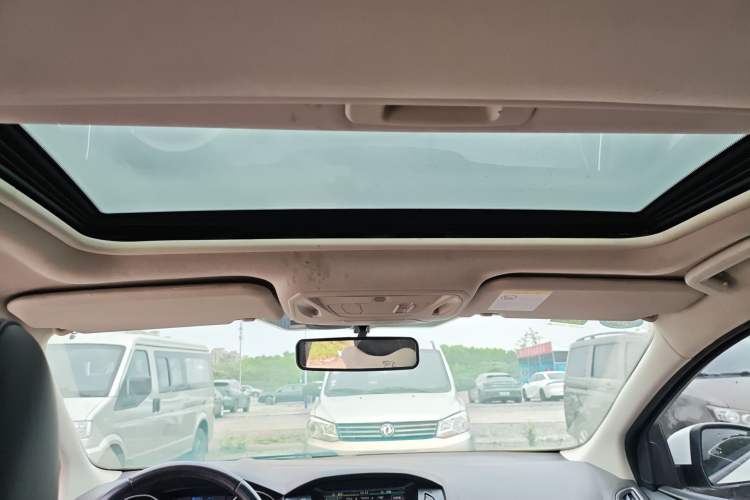 Used Ford Focus 2012 Sedan 1.6L Automatic Fashion Edition Headliner