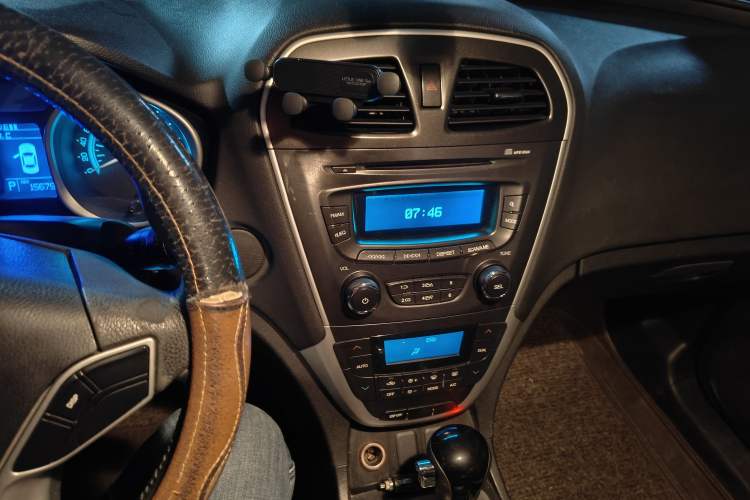 Used GAC Trumpchi GS5 2012 2.0L Automatic Two-Wheel Drive Elite Edition
