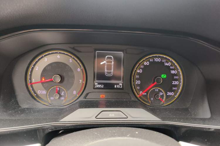 Used Volkswagen Lavida 2019 1.5L Automatic Vision Edition China VI Standard Instrument Cluster