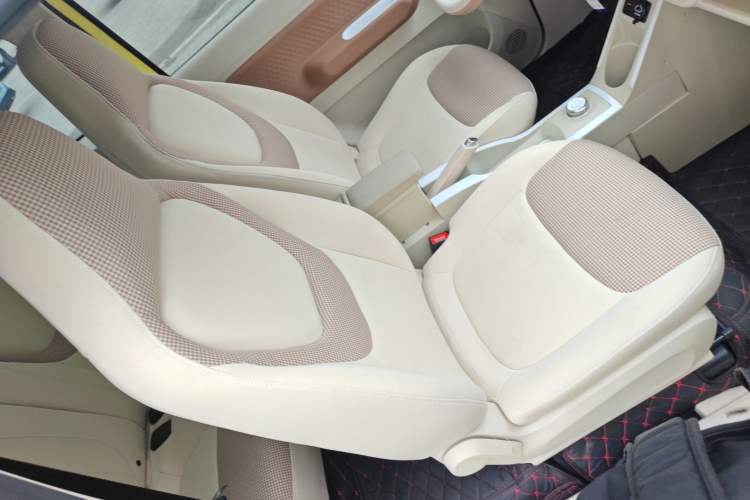 Used Wuling Hongguang MINIEV 2024 3rd Generation 215km Advanced Version
