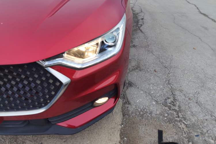 Used Baojun RC-6 2019 1.5T CVT 24-Hour Online Luxury Edition
