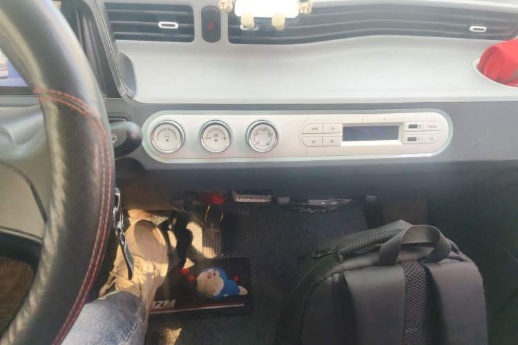 Used Wuling Hongguang MINIEV 2021 Macaron Premium Model – Lithium-NMC