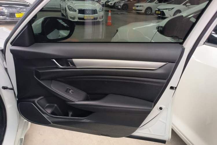Used Honda Accord 2018 260TURBO Elite Edition China VI