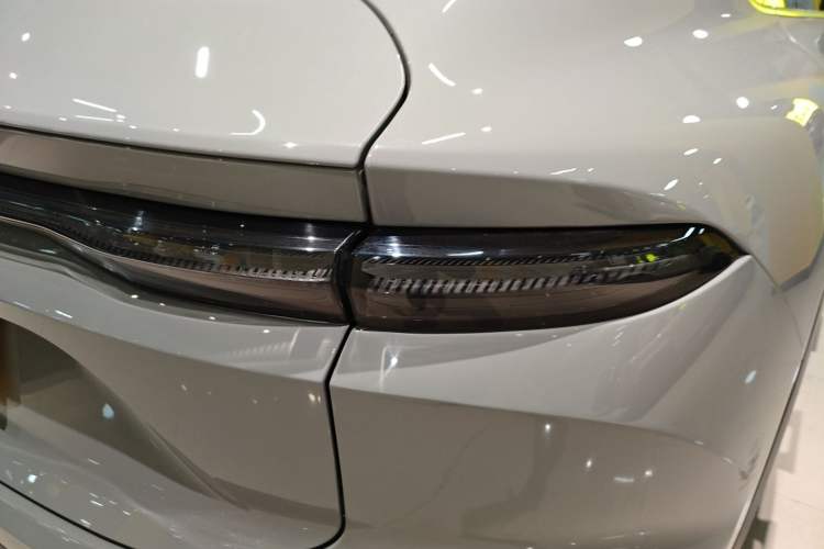 Used Nio EC6 2023 75 kWh