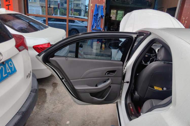 Used Chevrolet Malibu 2014 2.0L Automatic Luxury Edition