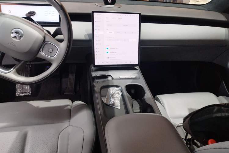 Used Nio ET5T 2023 75 kWh Touring