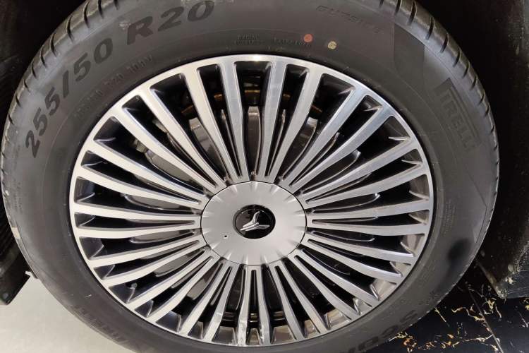 Used VOYAH Dream 2025 PHEV Four-Wheel Drive Prestige Kunpeng Edition
