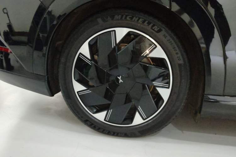 Used XPeng X9 2024 640 All-Wheel Drive High-Performance Max