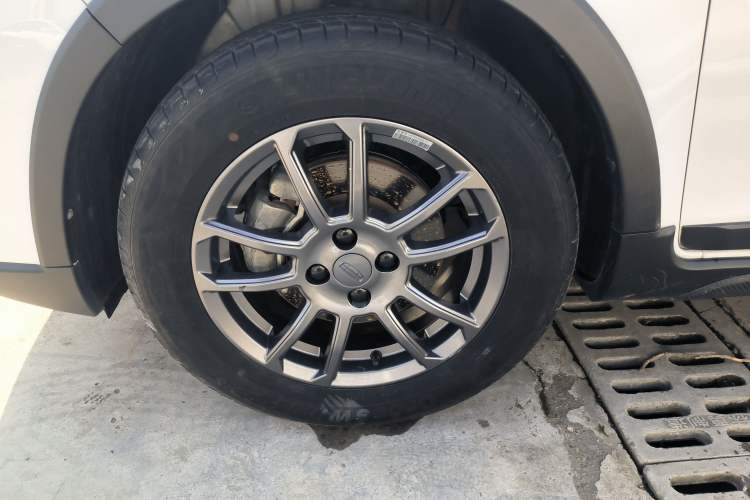 Used Geely Auto Vision X3 2021 PRO 1.5L CVT Deluxe Model